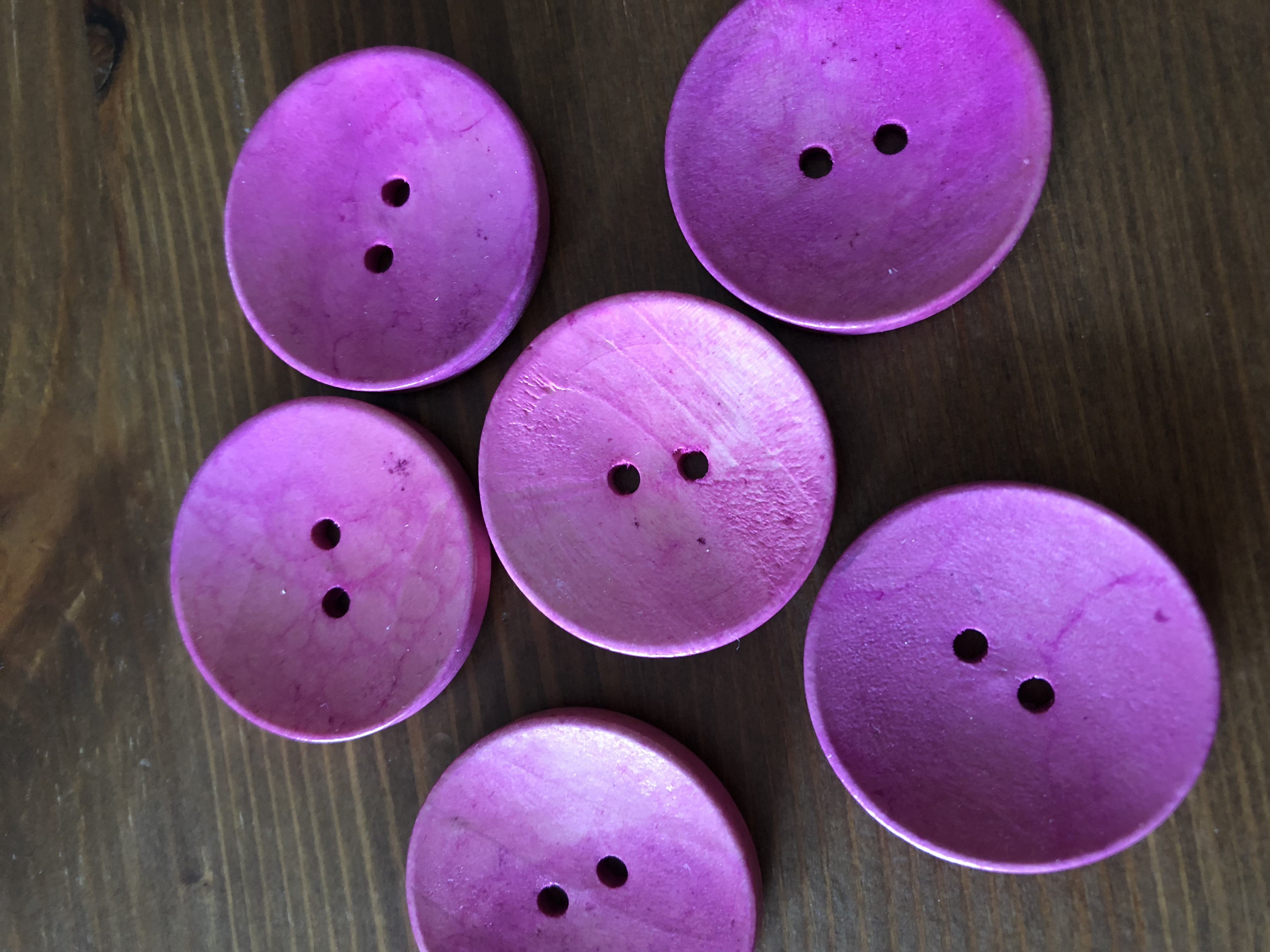 Knoflíky mramorované fialové 30 mm