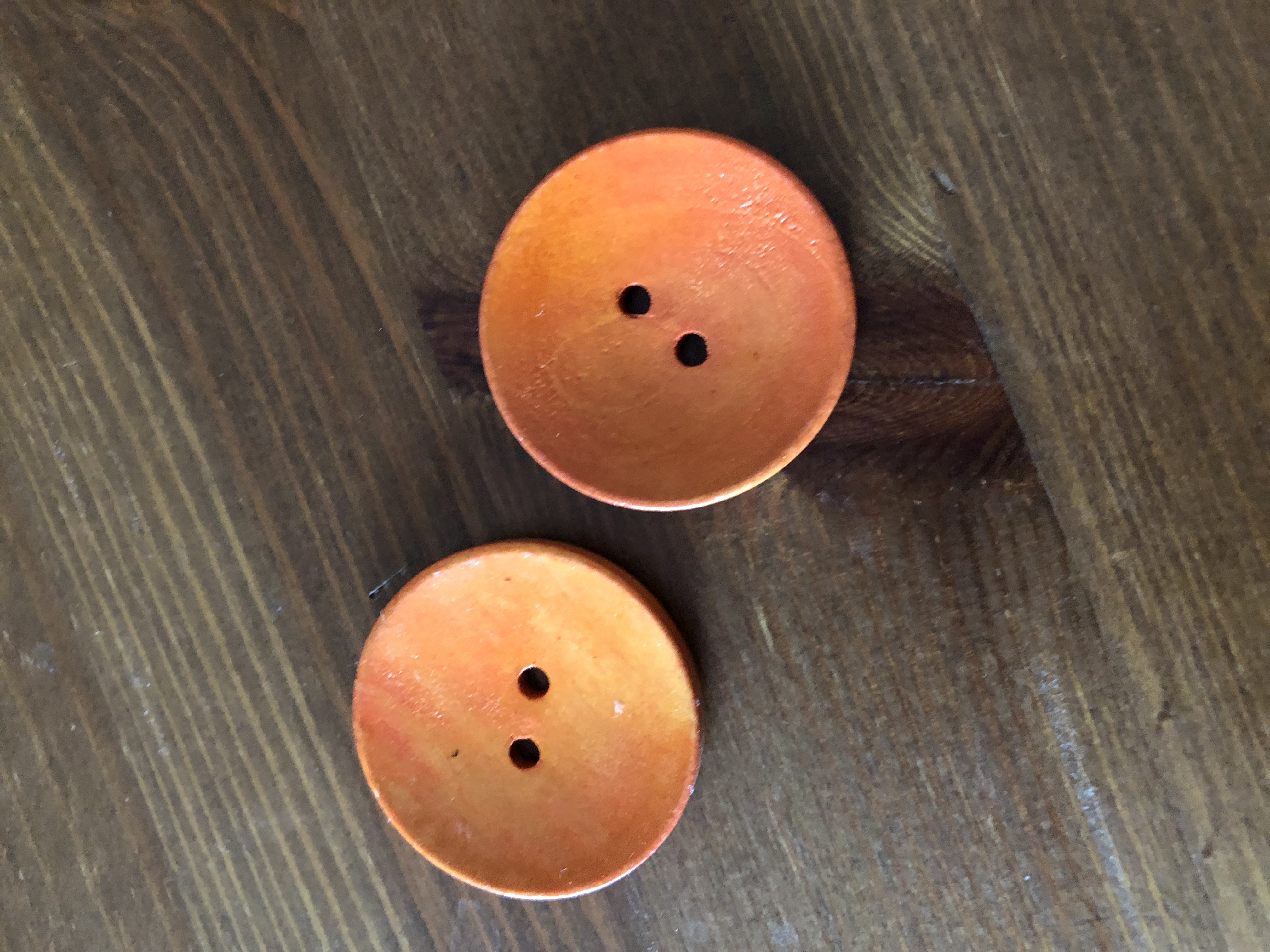 Knoflíky mramorované oranžové 30 mm